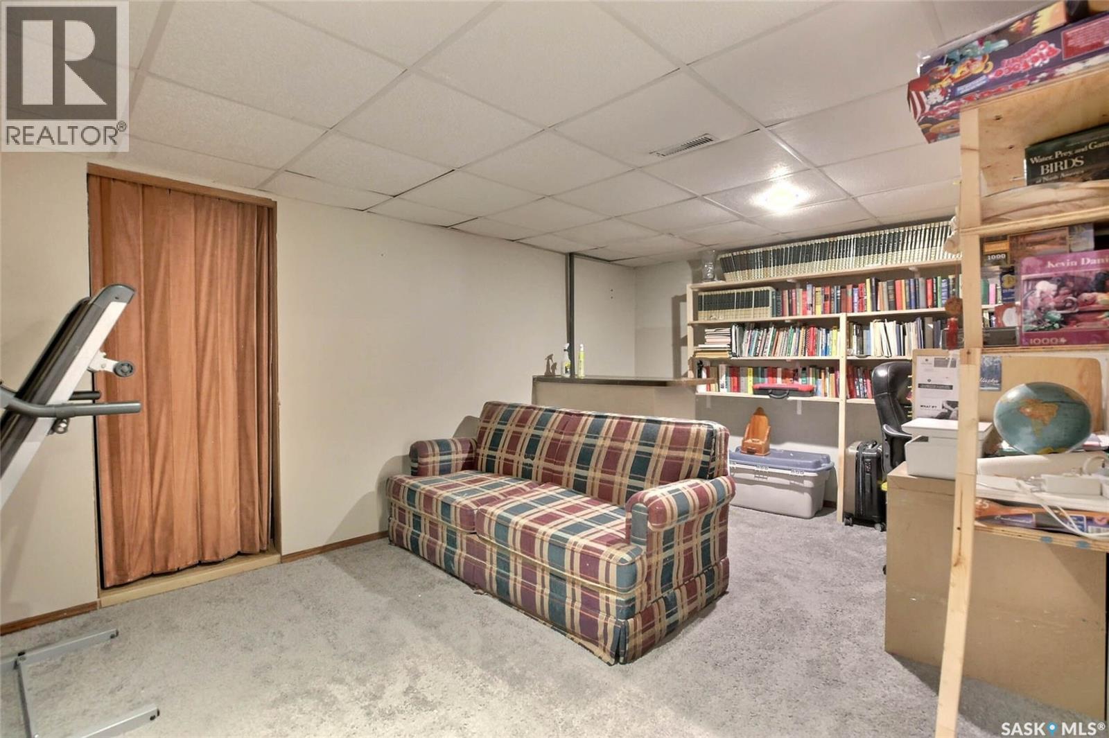 2241 Queen STREET — photo 15