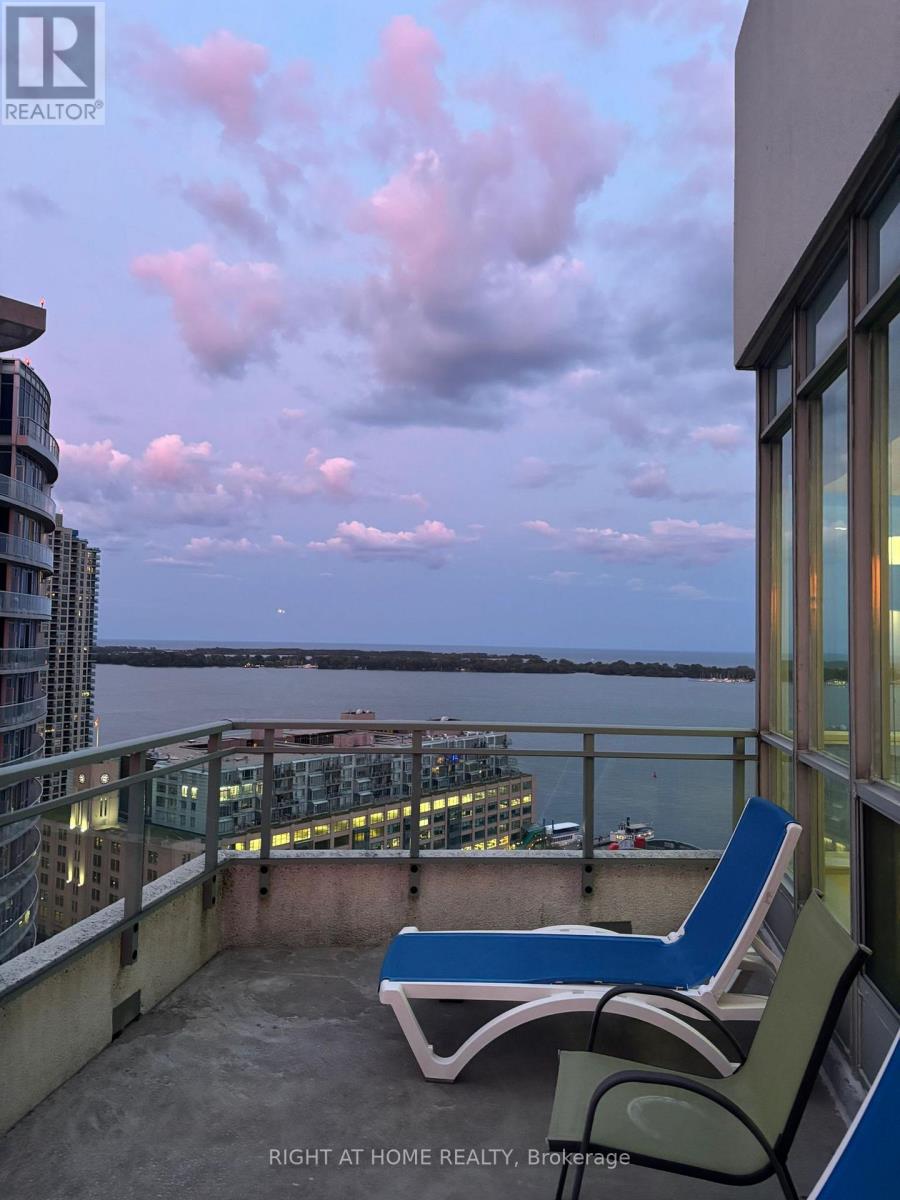 2801 (PH 1) - 228 QUEENS QUAY W - Image 38