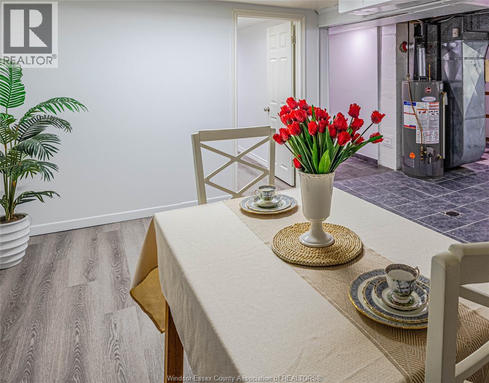 3365 CURRY AVENUE - 27