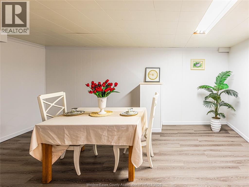 3365 CURRY AVENUE - 25