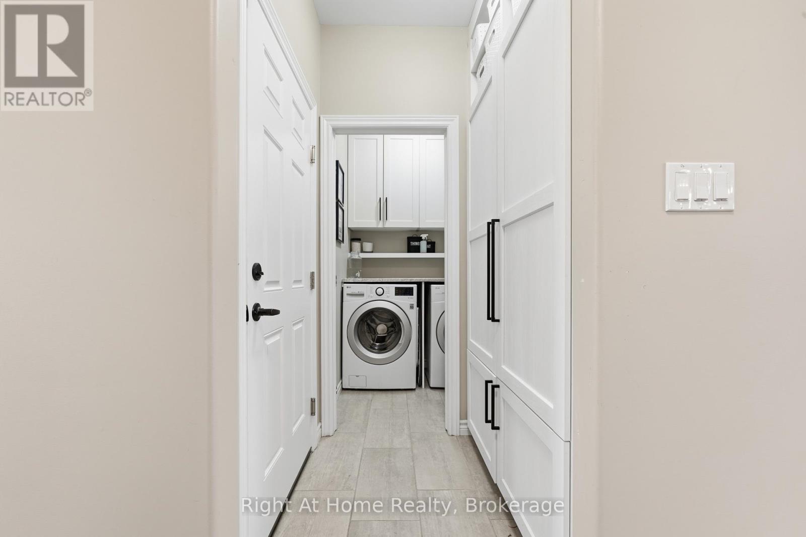 27 REDWOOD DRIVE - 21