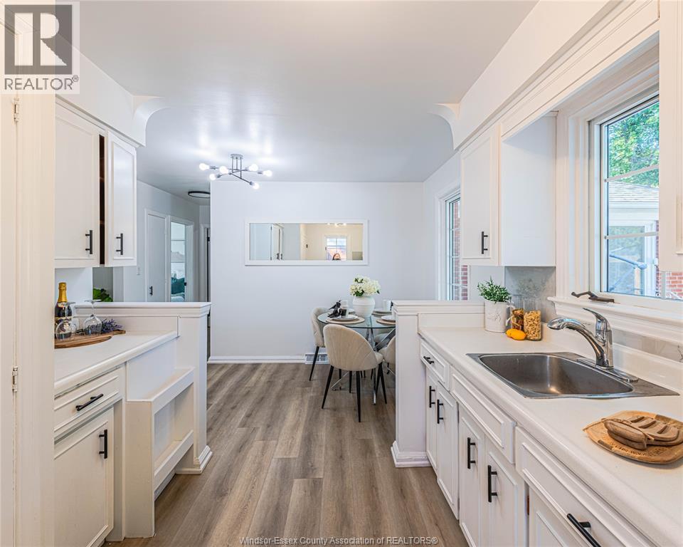 3365 CURRY AVENUE - 8