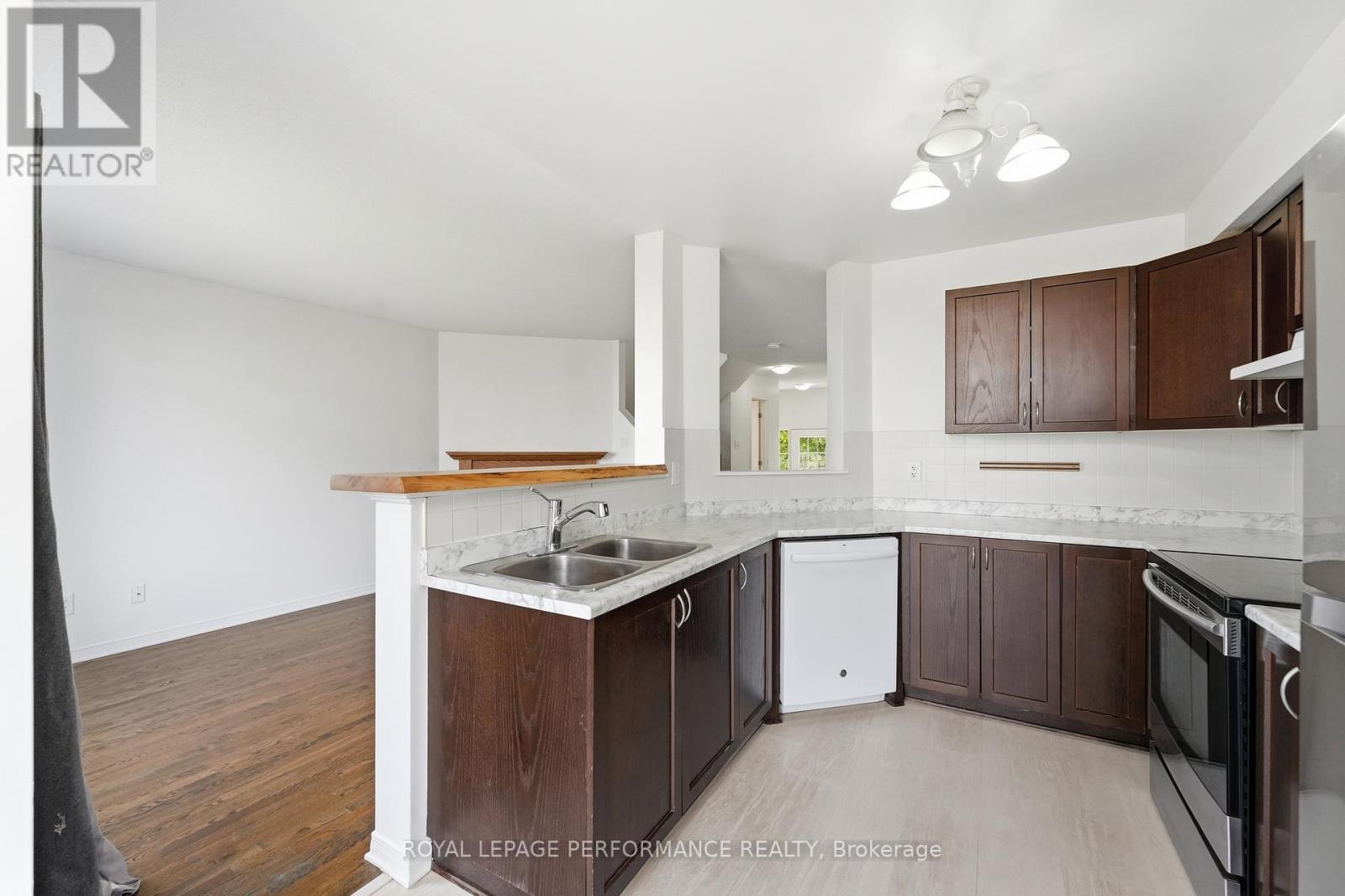 277 ROLLING MEADOW CRESCENT - 13