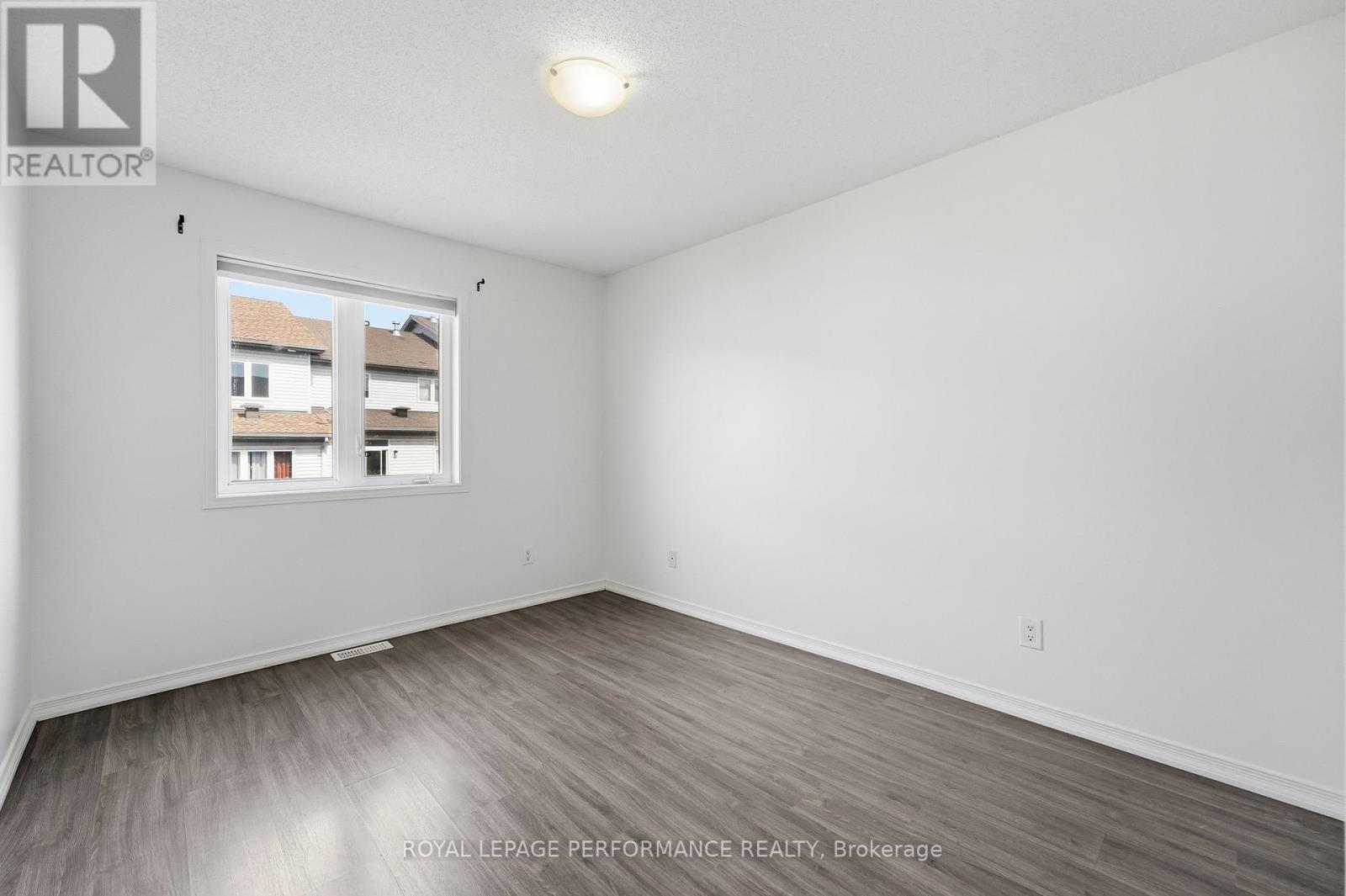 277 ROLLING MEADOW CRESCENT - 22