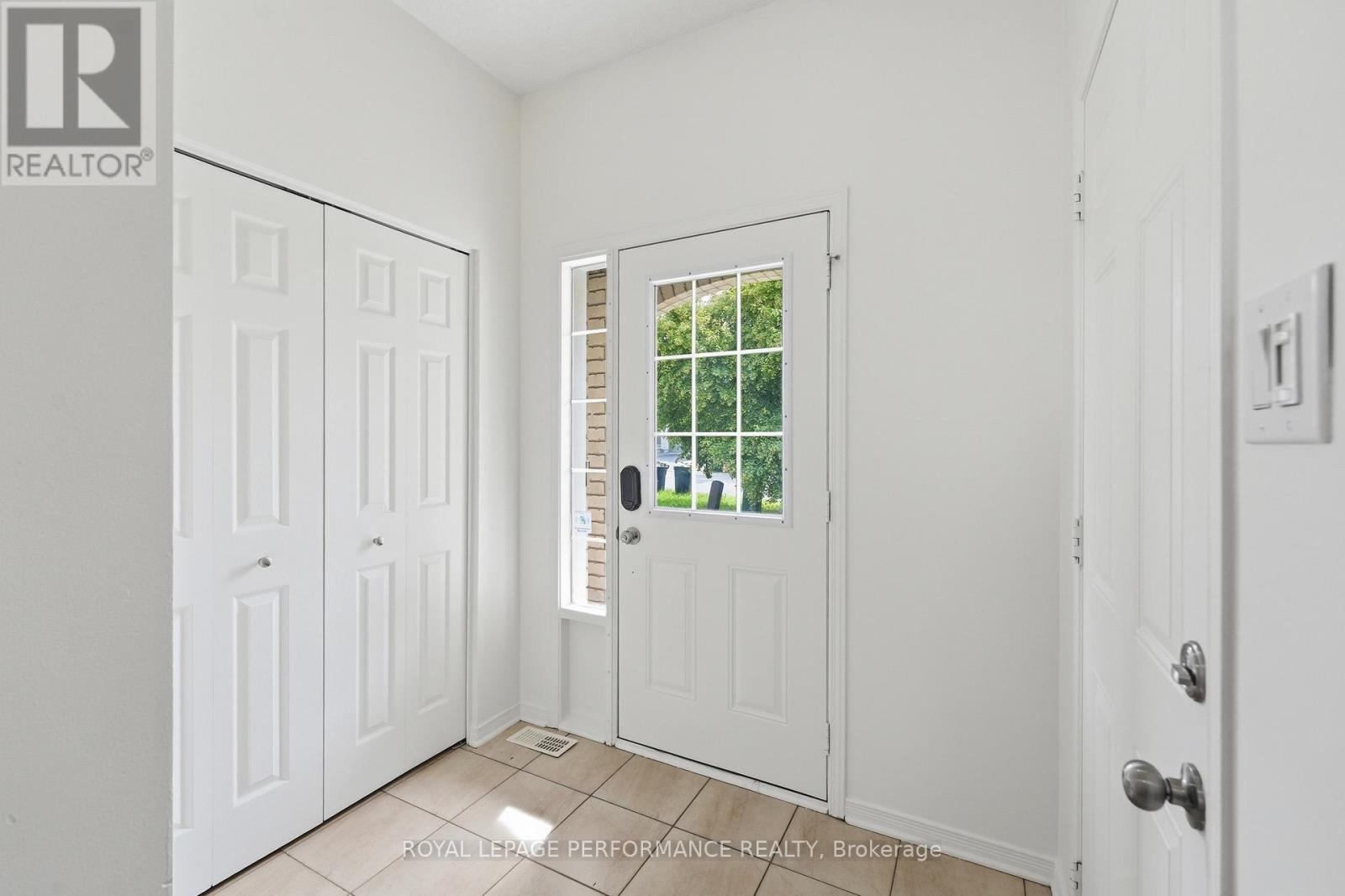 277 ROLLING MEADOW CRESCENT - 3