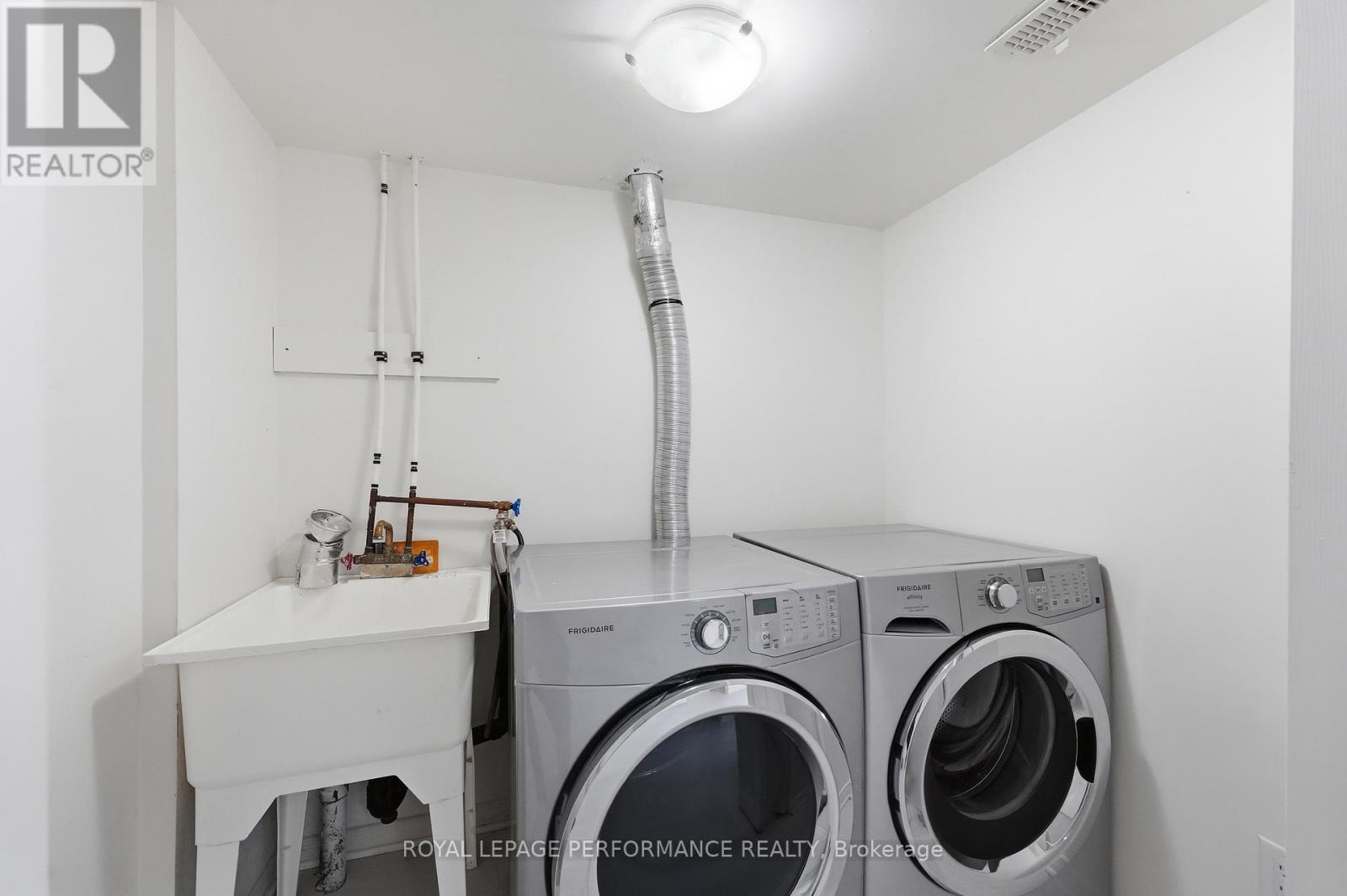 277 ROLLING MEADOW CRESCENT - 30