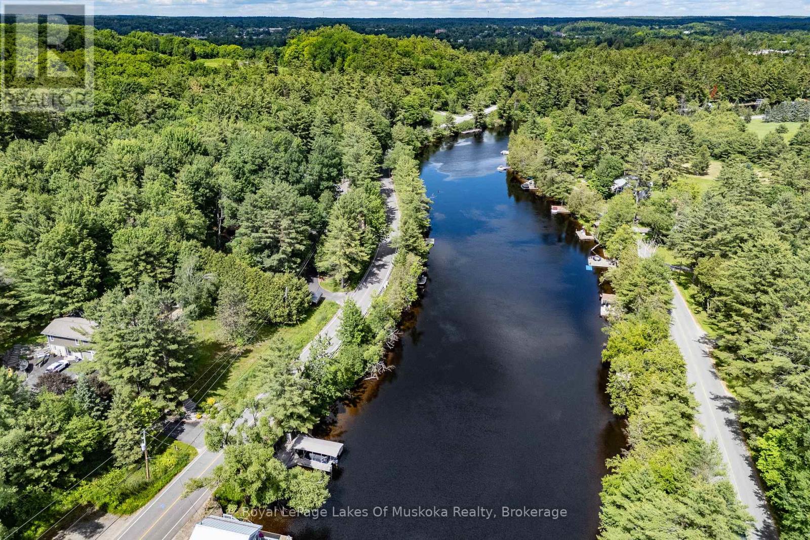 183 SANTAS VILLAGE ROAD - 45