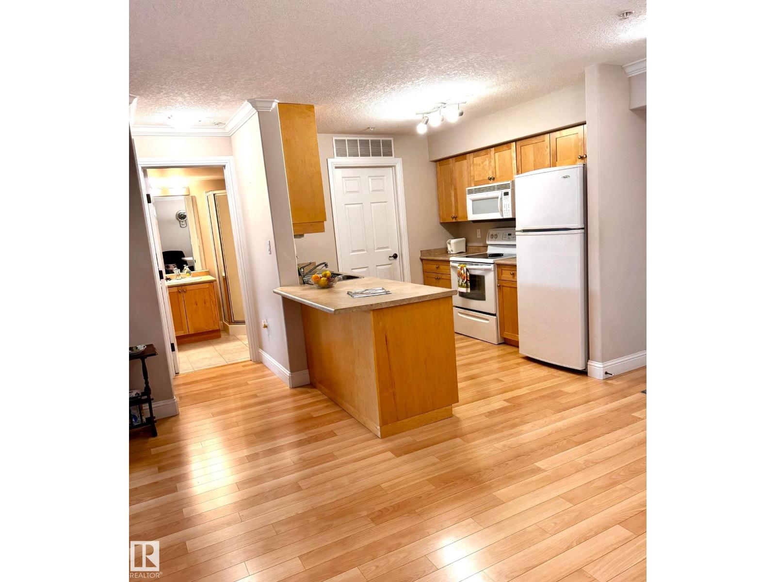 #330 13111 140 AV NW - 5