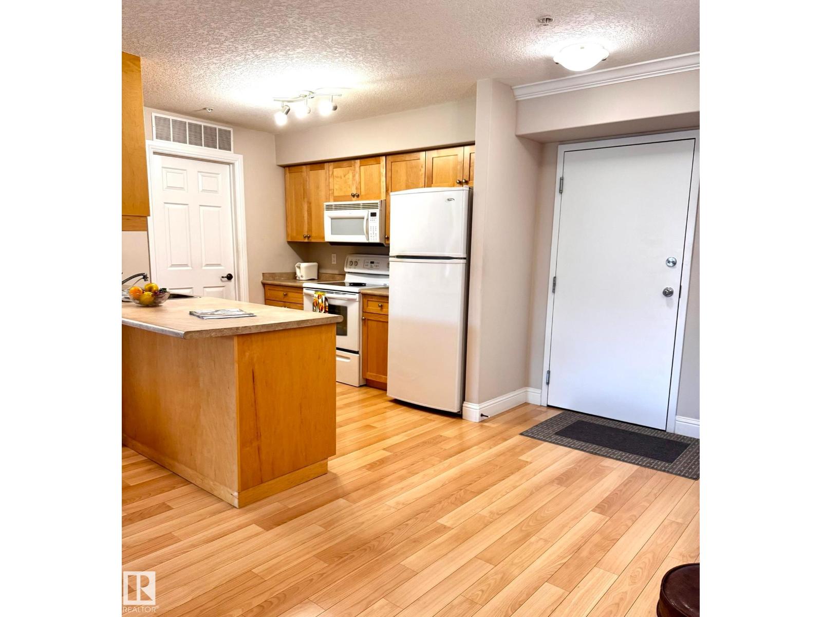 #330 13111 140 AV NW - 6