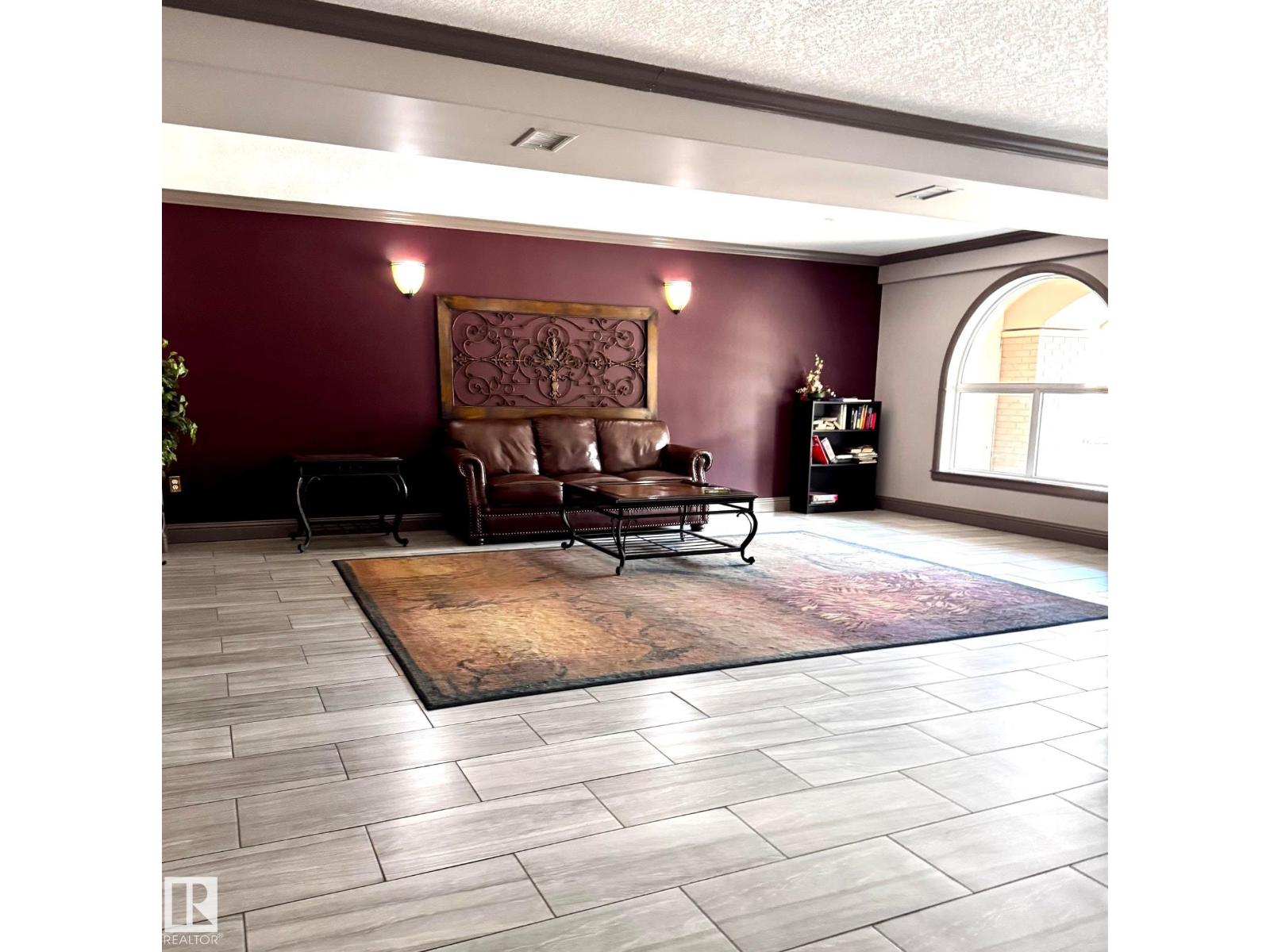 #330 13111 140 AV NW - 25