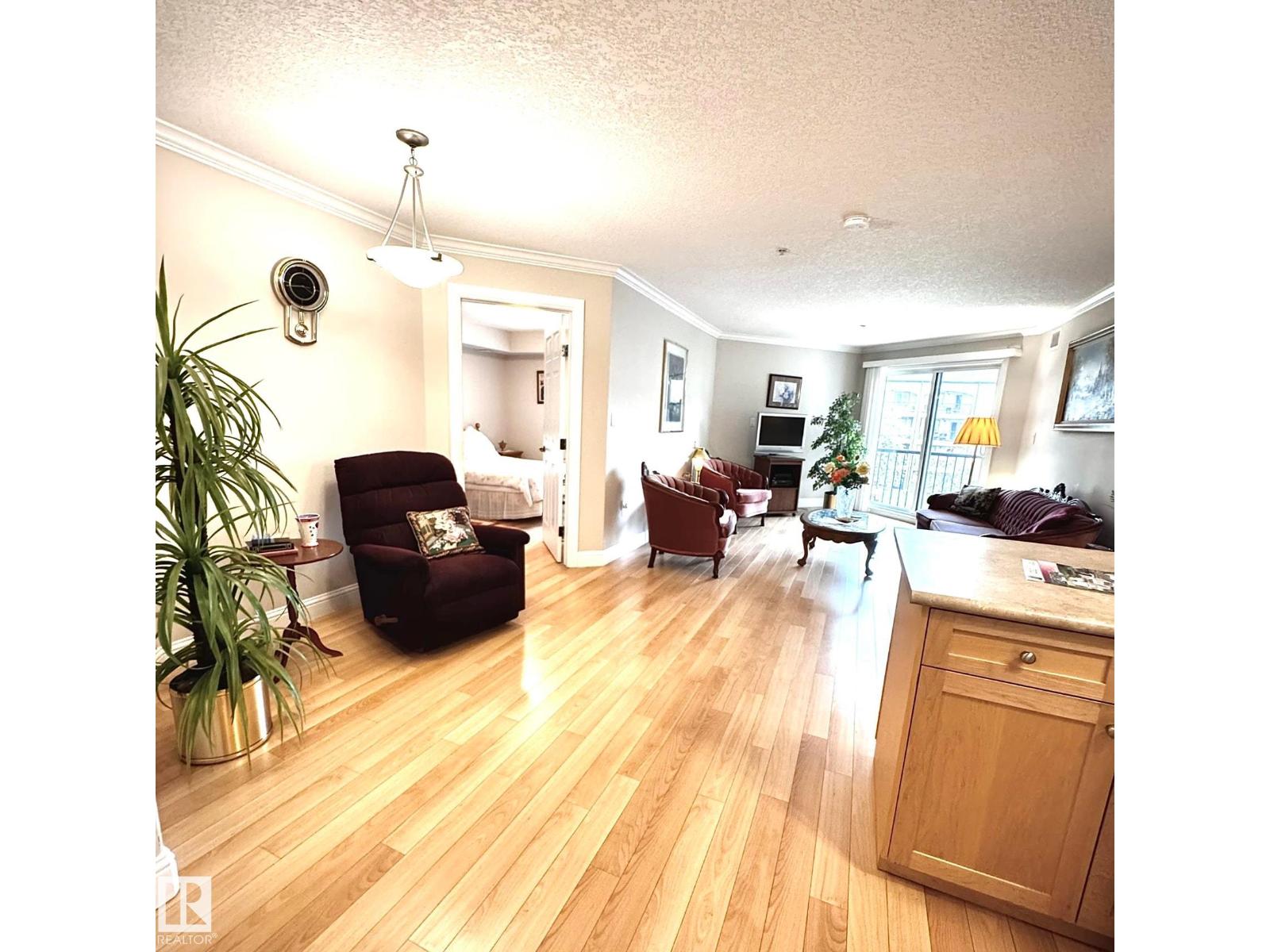 #330 13111 140 AV NW - 11