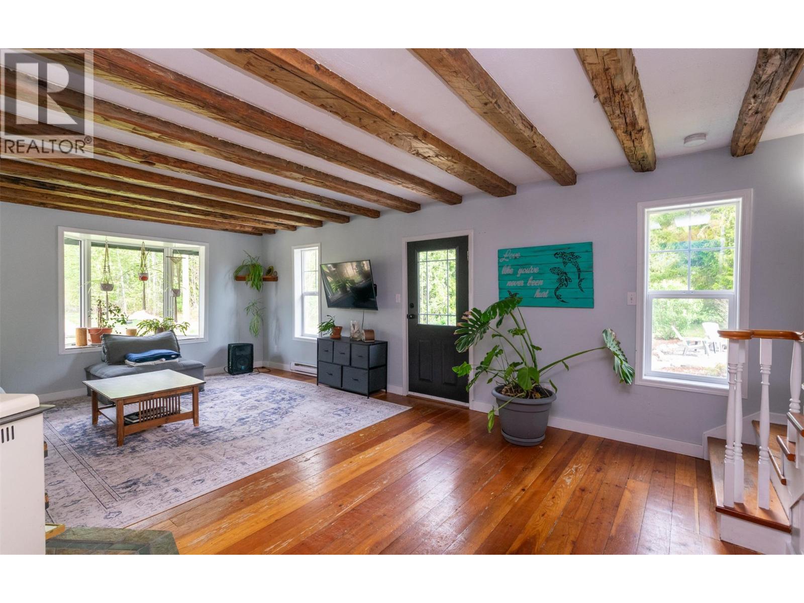 2904 Enderby Mabel Lake Road - 18