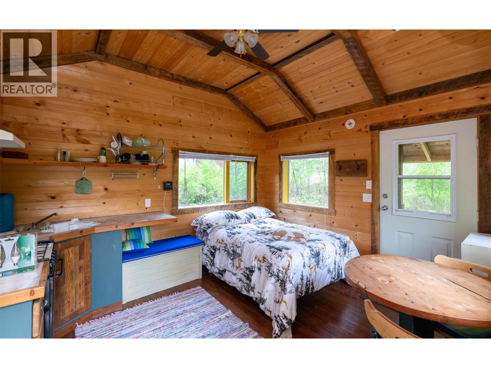 2904 Enderby Mabel Lake Road - 52