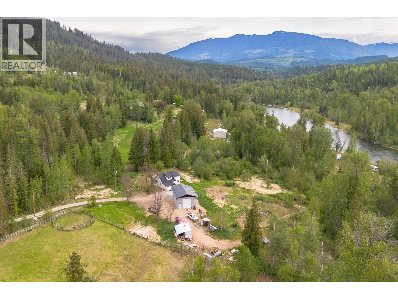2904 Enderby Mabel Lake Road - 67