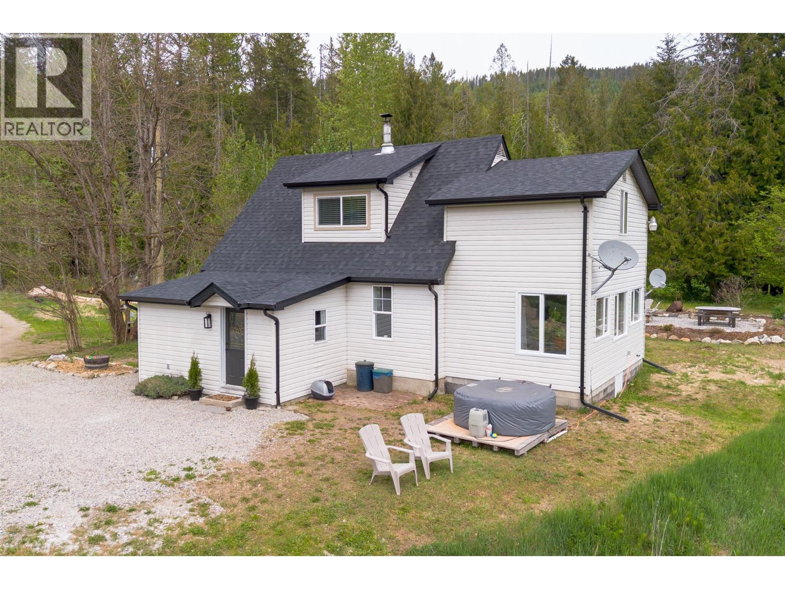 2904 Enderby Mabel Lake Road - 78