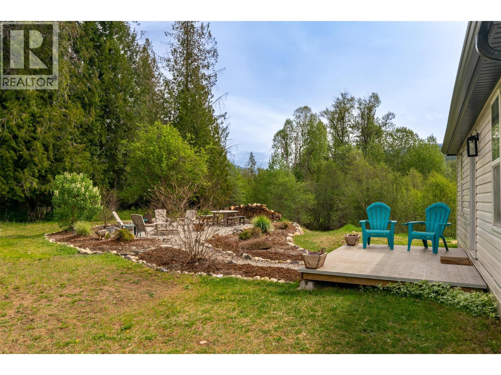 2904 Enderby Mabel Lake Road - 42