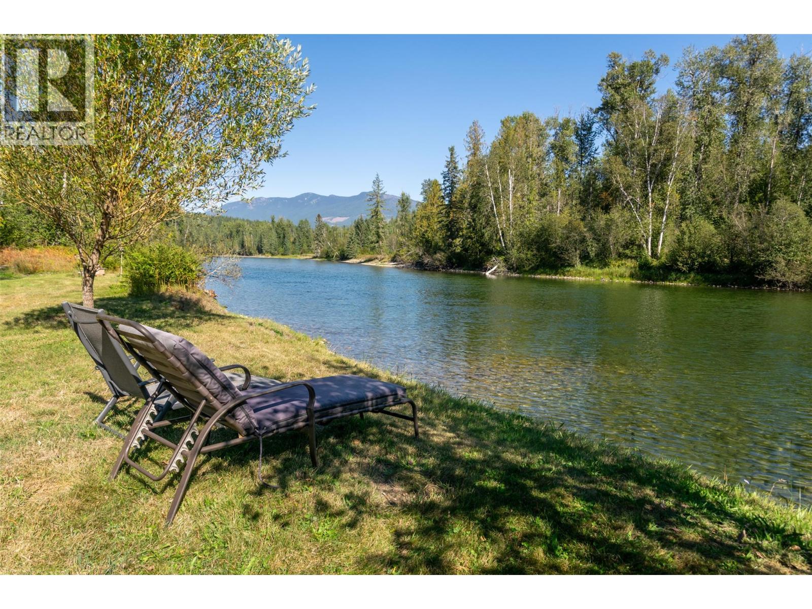 2904 Enderby Mabel Lake Road - 9