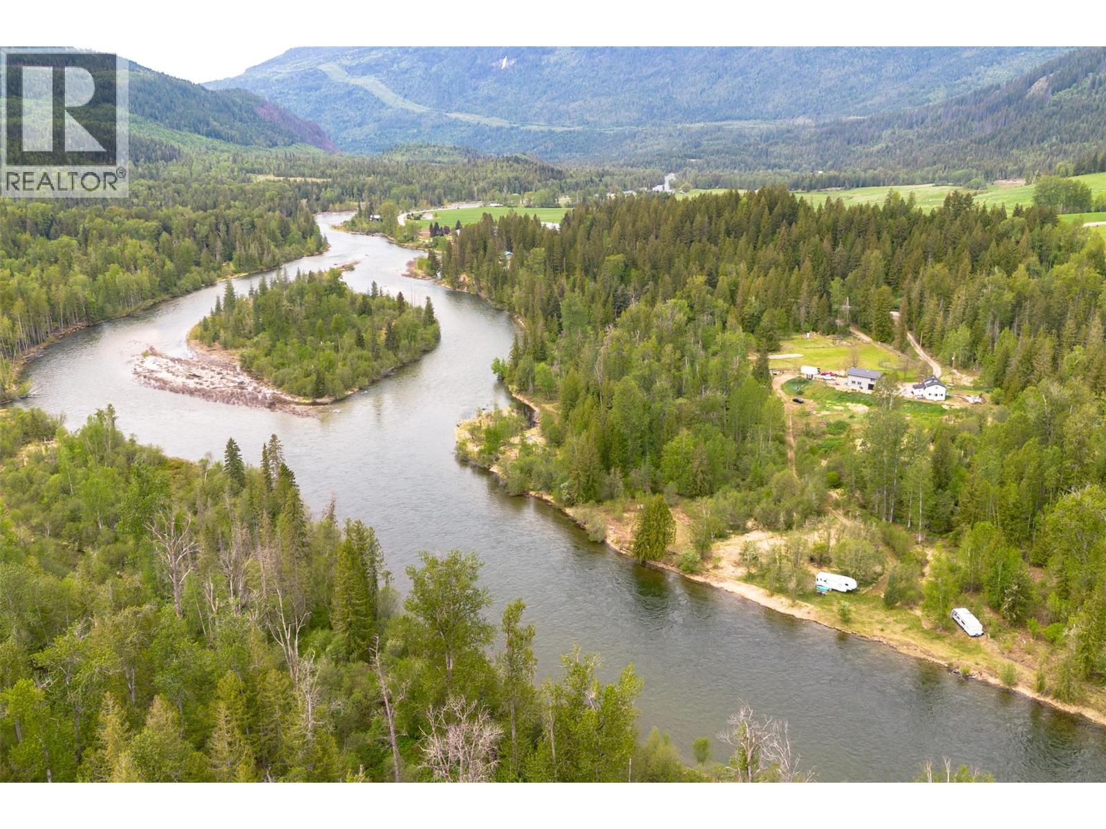 2904 Enderby Mabel Lake Road - 2