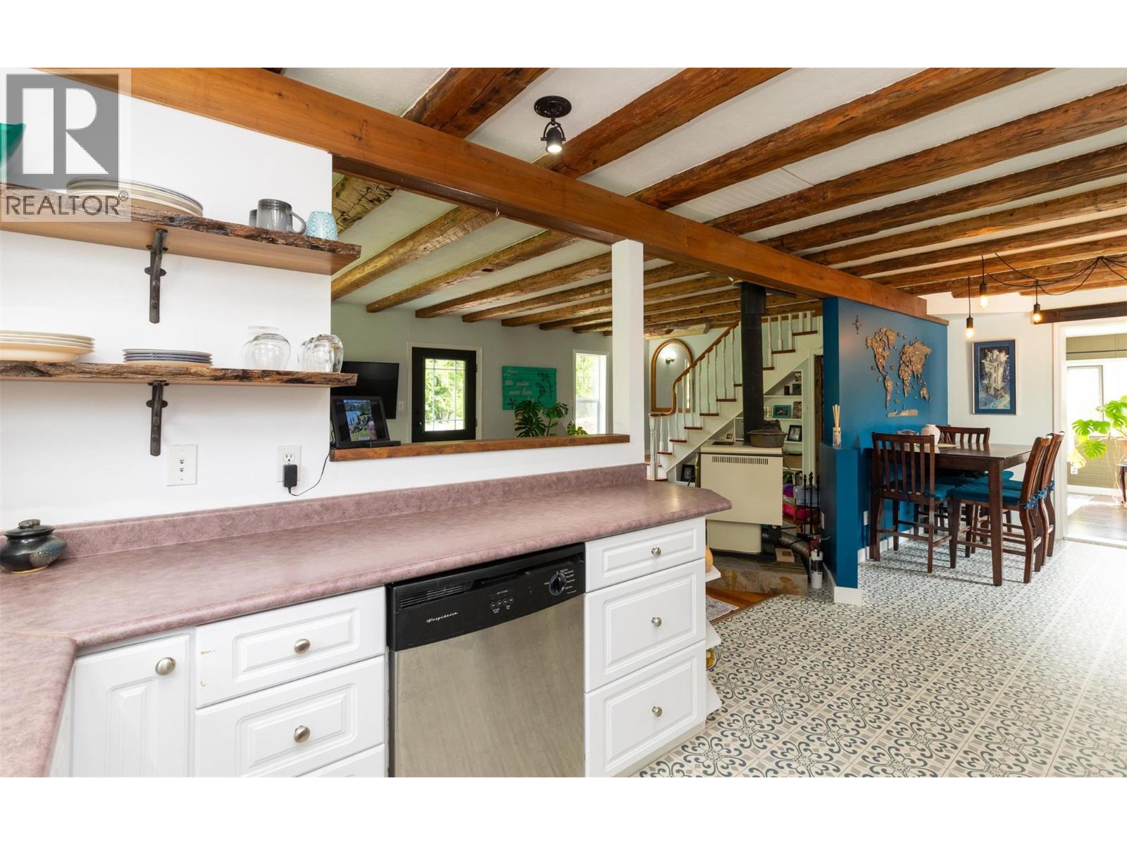 2904 Enderby Mabel Lake Road - 22