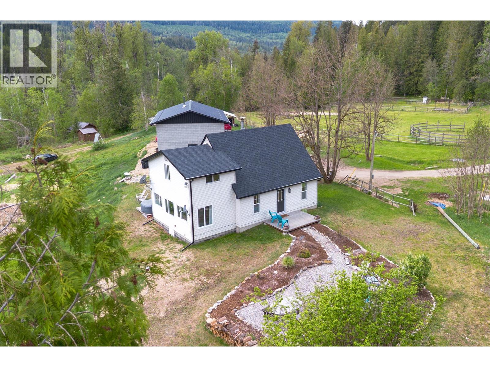 2904 Enderby Mabel Lake Road - 75