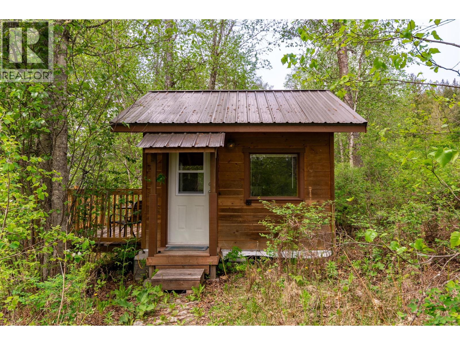 2904 Enderby Mabel Lake Road - 51