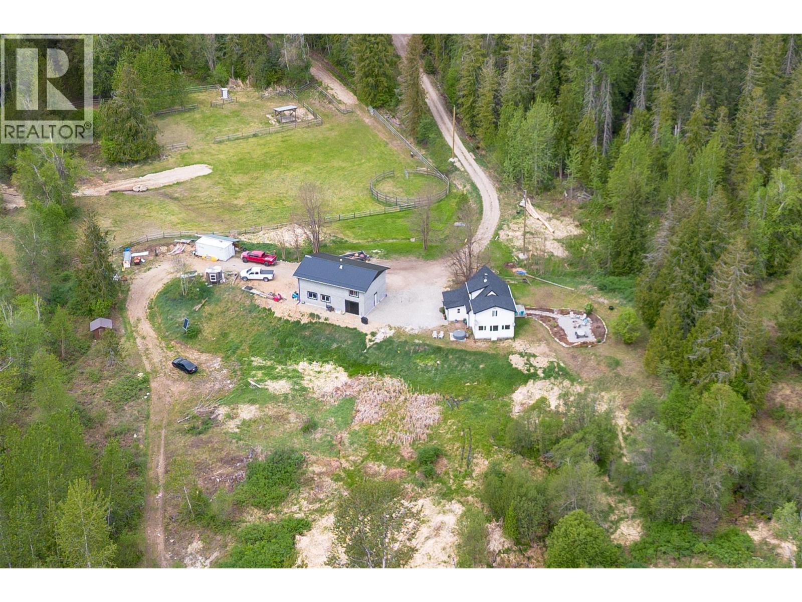 2904 Enderby Mabel Lake Road - 72
