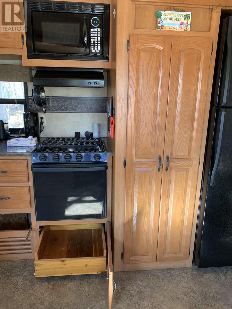 921 Purdy Road - 11