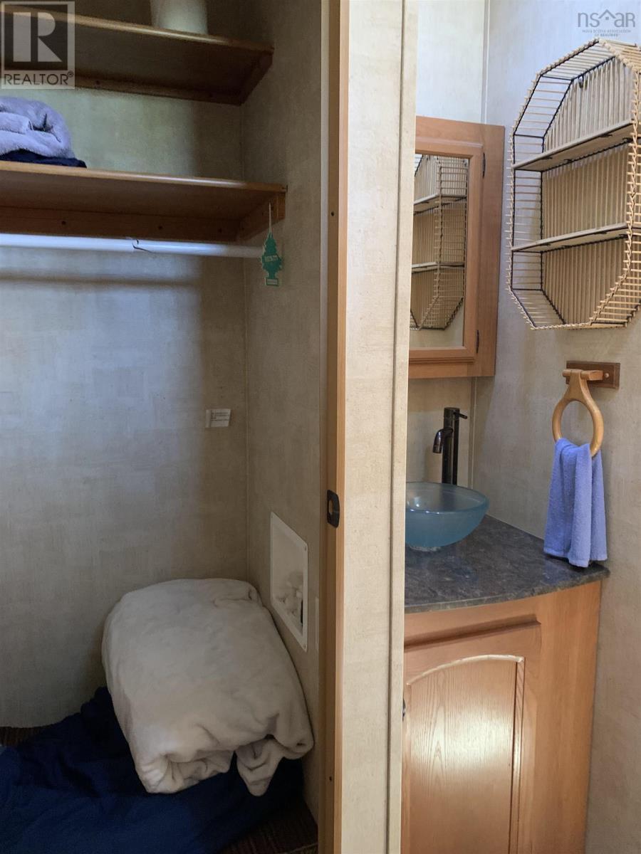 921 Purdy Road - 13