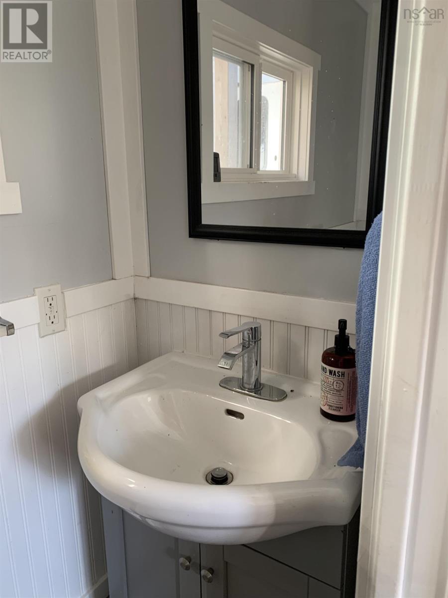 921 Purdy Road - 26