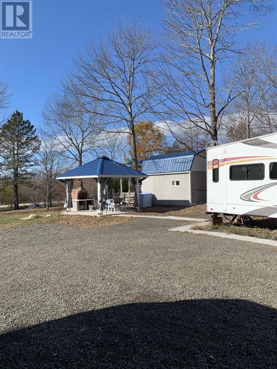 921 Purdy Road - 25