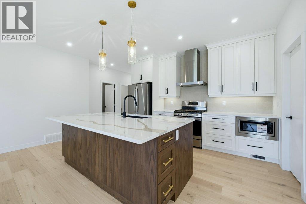 #11 1840 10 Street SW - 3