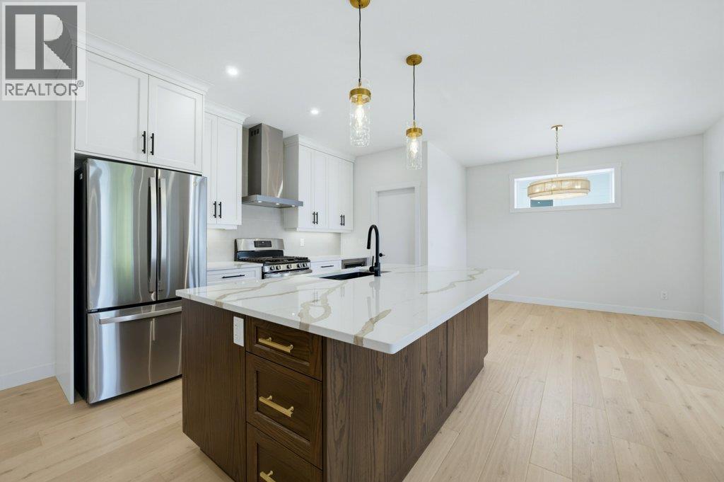 #11 1840 10 Street SW - 11