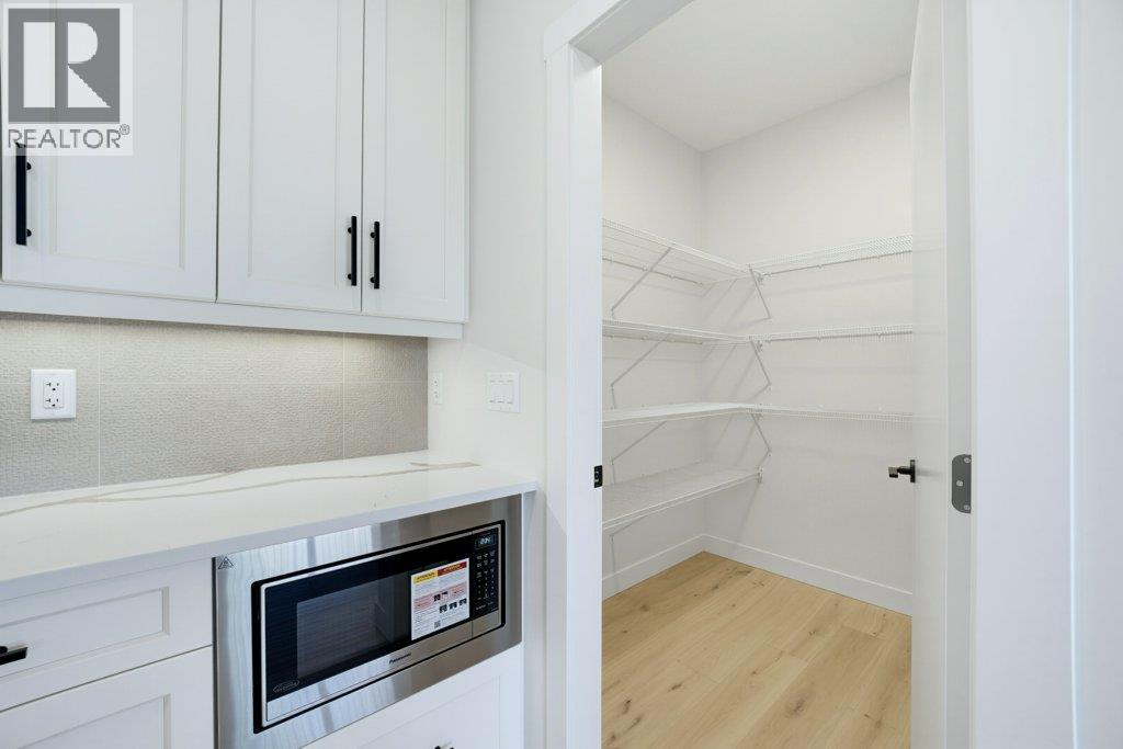 #11 1840 10 Street SW - 10