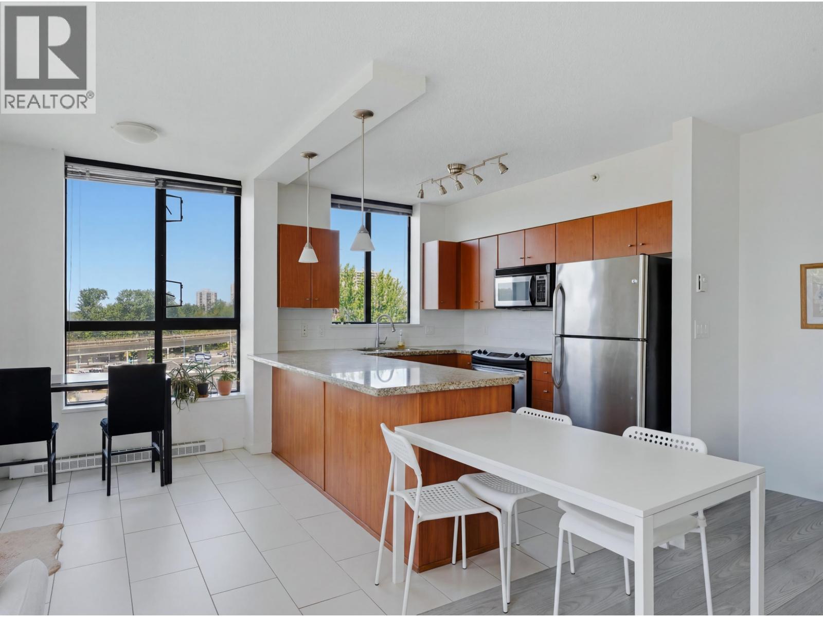 2 Bed, 2 Bath Apartment for Sale in Coquitlam – 408 511 ROCHESTER AVENUE, Coquitlam – MLS# R3139147 - Image 9