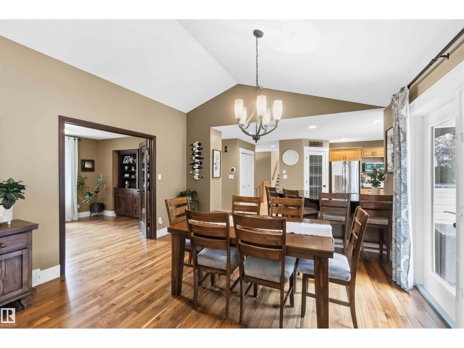 60 56019 Rge Rd 230 - 18