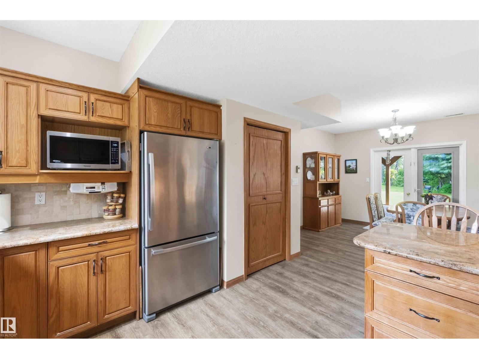 60 56019 Rge Rd 230 - 53