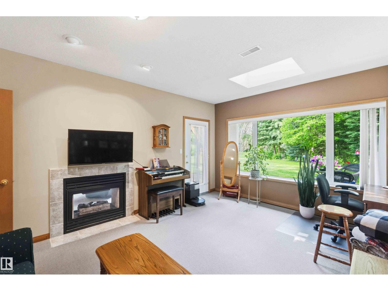 60 56019 Rge Rd 230 - 57