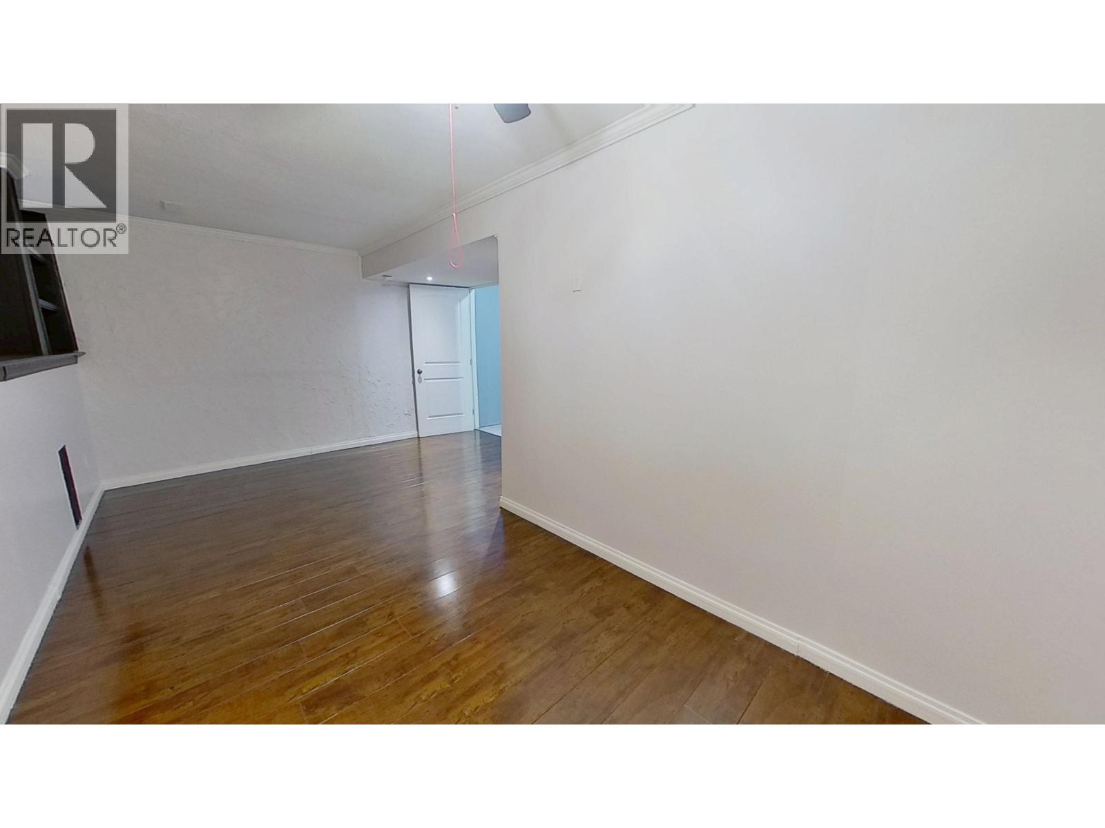 8818 101 AVENUE - 23