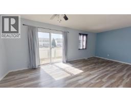 8818 101 Avenue, Fort St  John, BC V1J5G2 Photo 11