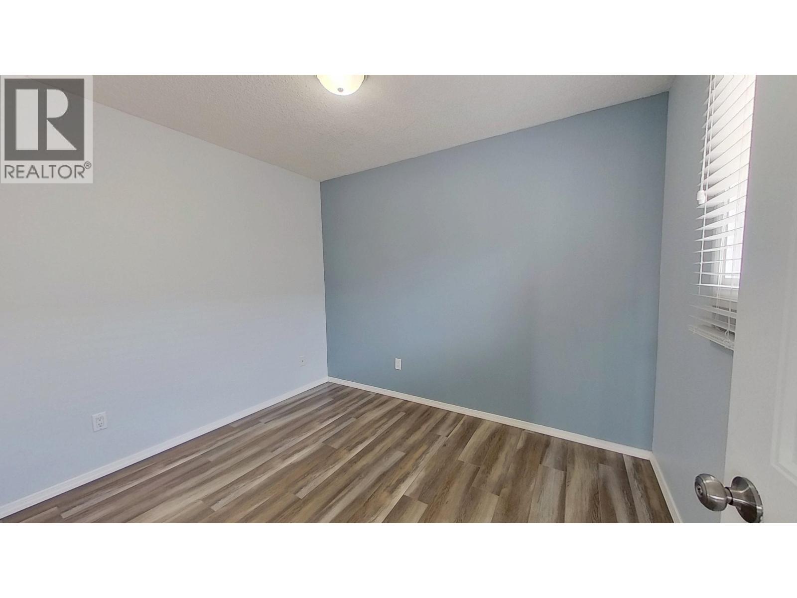8818 101 AVENUE - 14