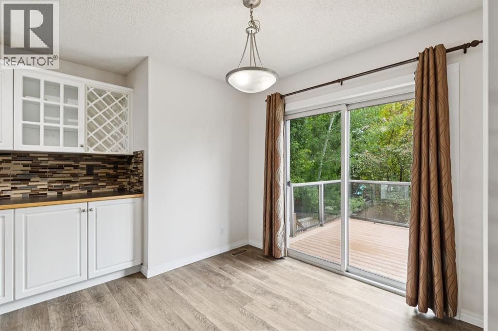 Breakfast nook