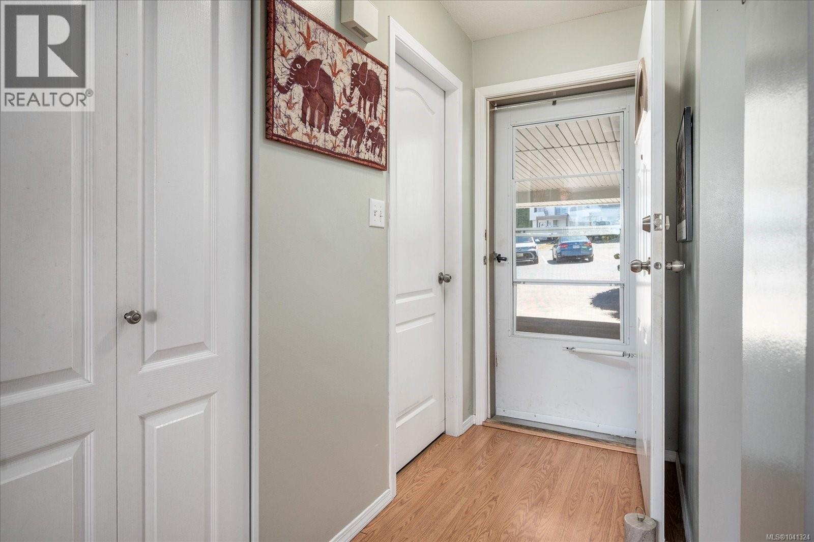 #54 941 Malone Rd - 5