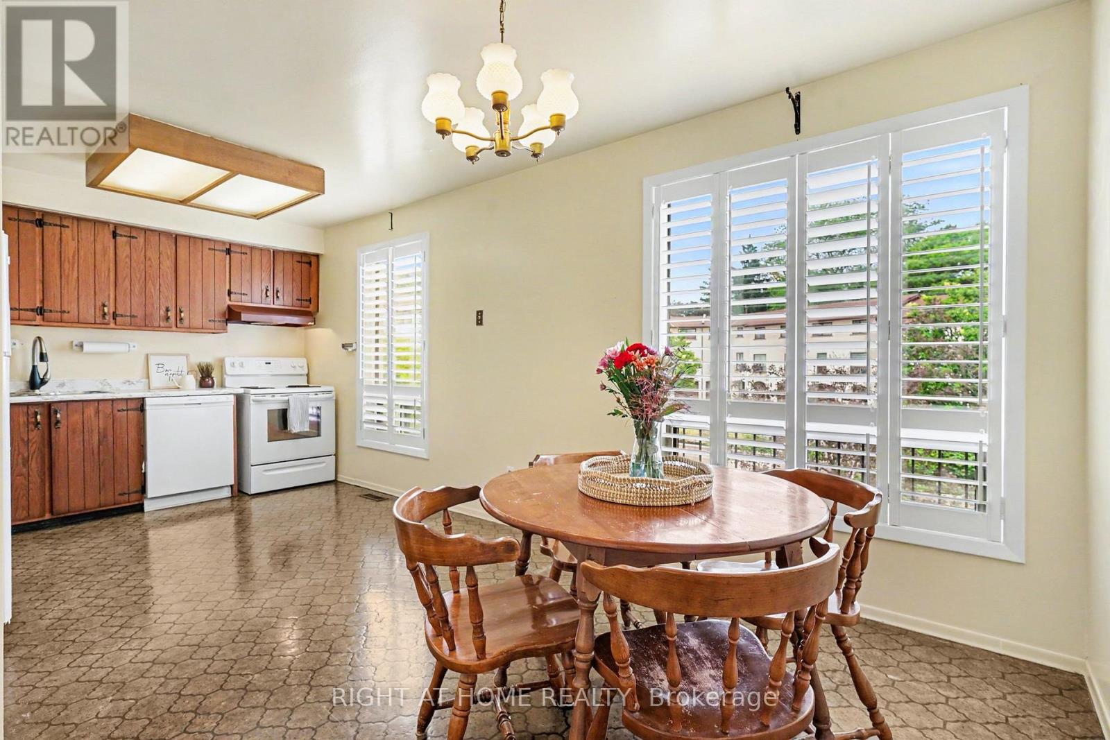 #21 6679 SHELTER BAY ROAD - 8