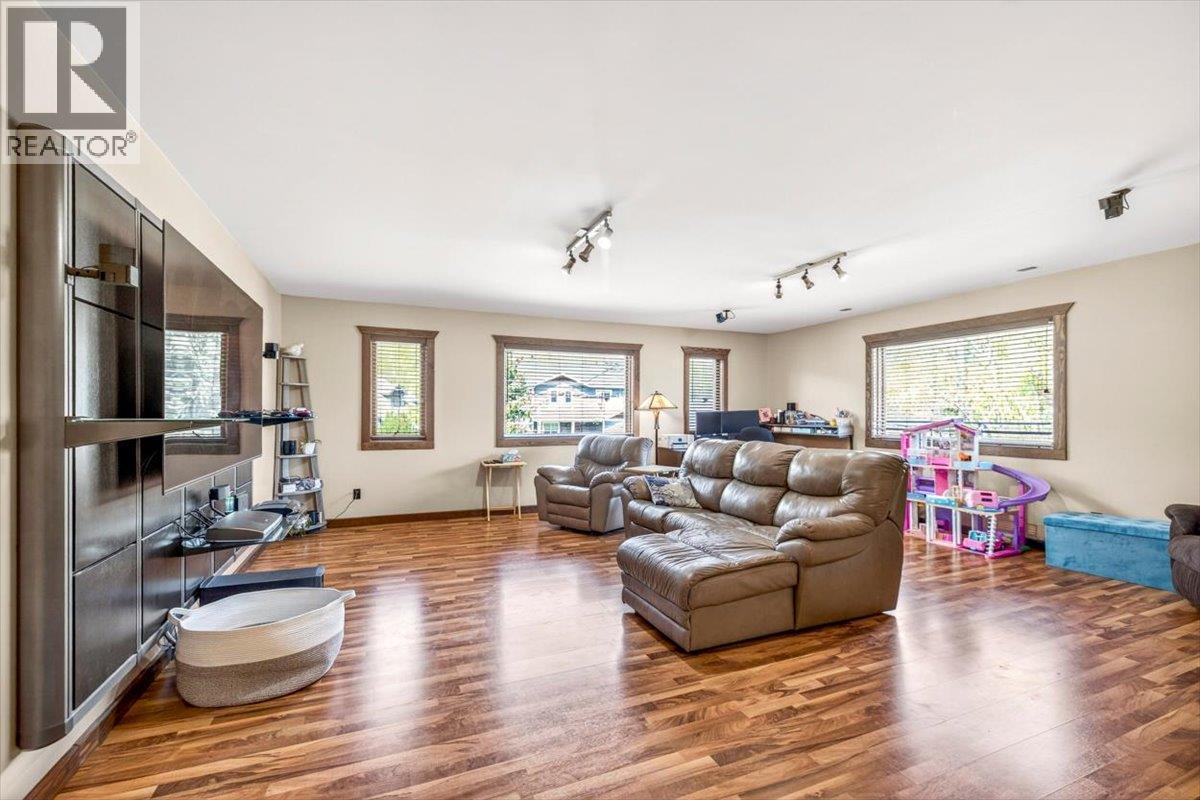 1322 11th Avenue - 39