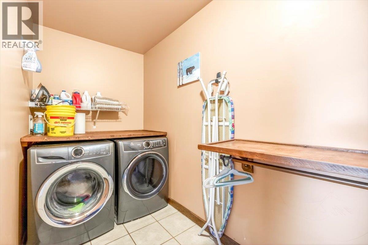 1322 11th Avenue - 45