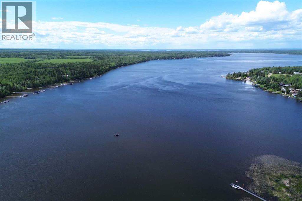 BEAUTIFUL SKELETON LAKE