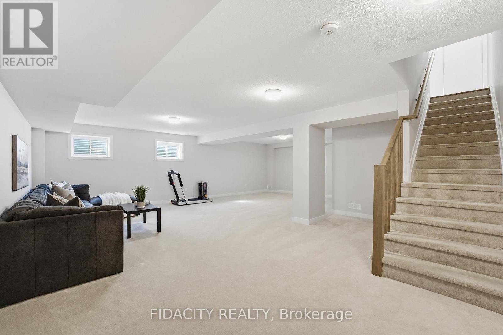 3 Bed, 3 Bath House for Sale in Ottawa – 622 TERRIER CIRCLE, Ottawa – MLS# X13481866 - Image 30