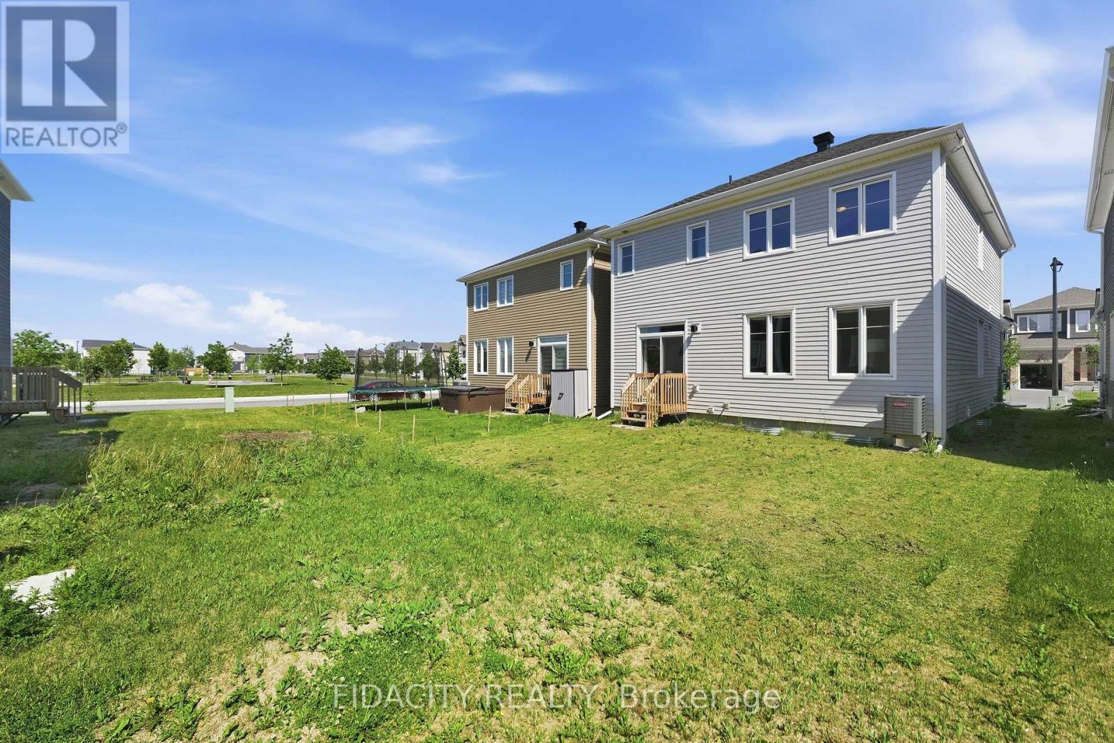 3 Bed, 3 Bath House for Sale in Ottawa – 622 TERRIER CIRCLE, Ottawa – MLS# X13481866 - Image 36