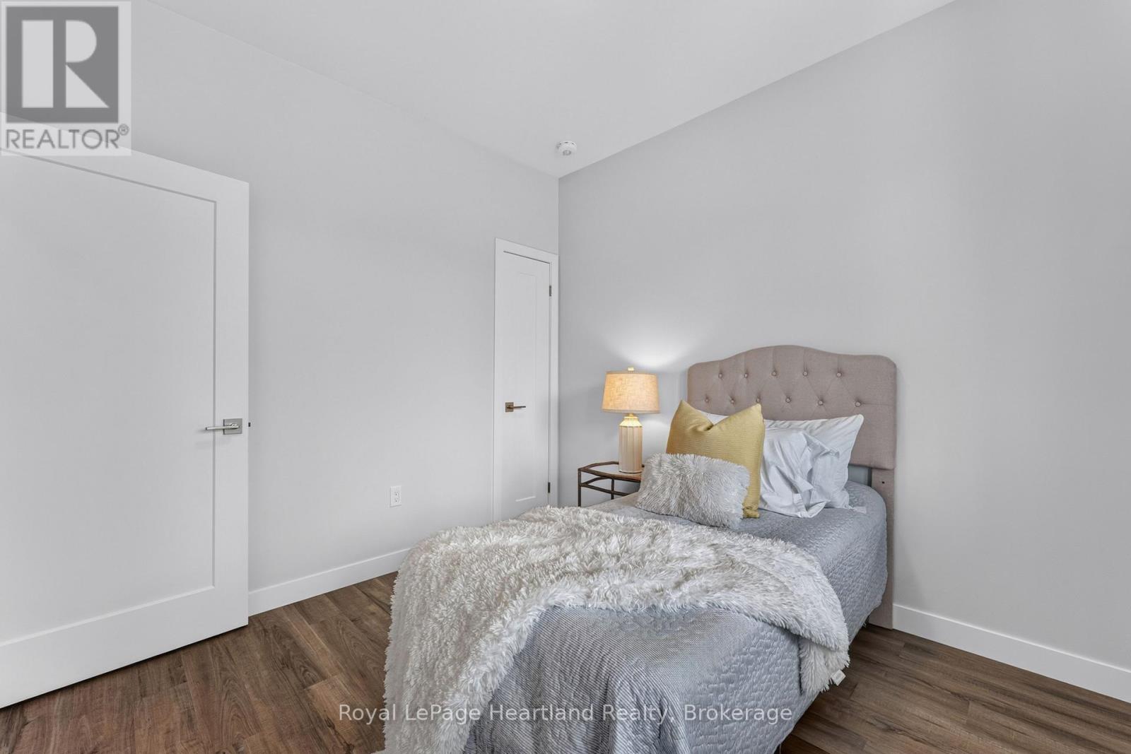 25 SILVER CREEK ROAD