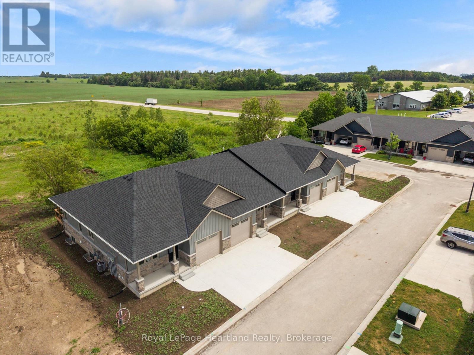 25 SILVER CREEK ROAD